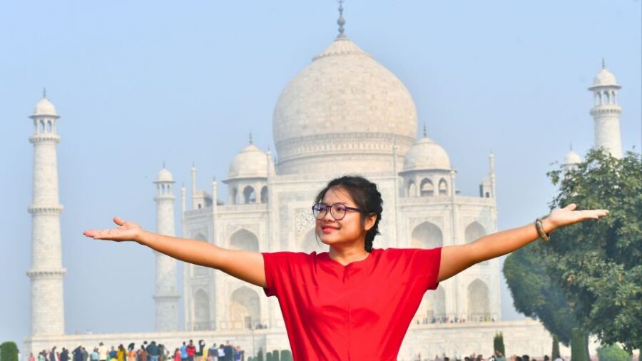 Same Day Taj Mahal Agra Tour Package from Delhi by Car - Taj Mahal at morning hours: what to prioritize