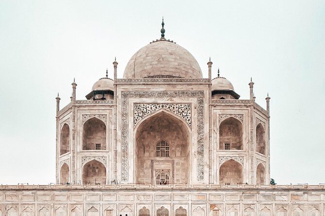 Same day Taj mahal and agra fort tour by car - Taj Mahal: your best two hours start early and end with a photo stop