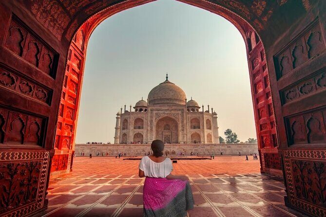 Same Day Taj Mahal and Agra Fort Tour from Delhi By Car - Quick hits before you go
