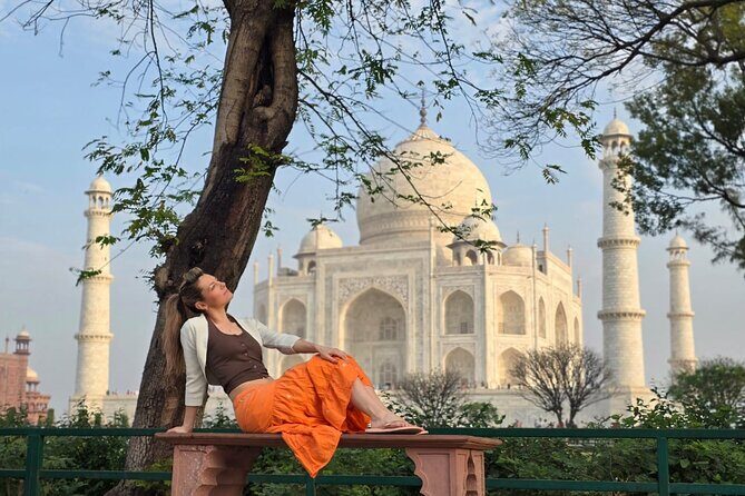 Same Day Taj Mahal Photography Tour by Car - Private car comfort: why the ride matters more than you think
