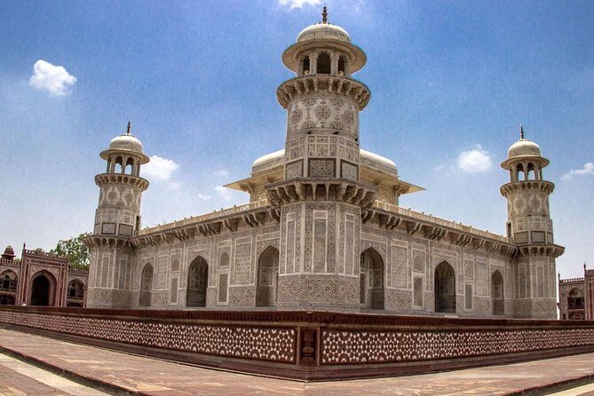 Same Day Taj Mahal Tour By Gatiman Express Train With Local Tour Guide - Why this same-day Taj Mahal format makes sense