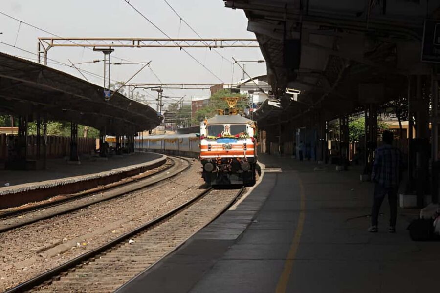 Same Day Taj Mahal Tour from Delhi by Gatimaan Express Train - Key highlights you’ll actually care about