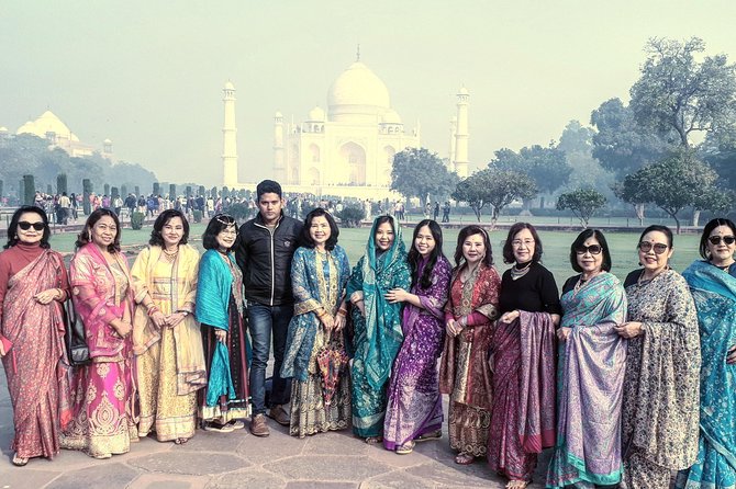 Same day Taj Mahal tour from jaipur - Agra Fort in one hour: Mughal power and mixed architectural styles