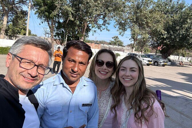 Sawai Madhopur to Jaipur Hotels drop: Private Transfers - Inside the 3-hour private drive to Jaipur