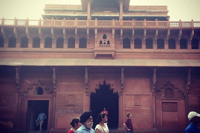 Skip-the-Line: Agra Fort Entrance Ticket with Guided Tour - Should you book this Agra Fort skip-the-line guided tour?