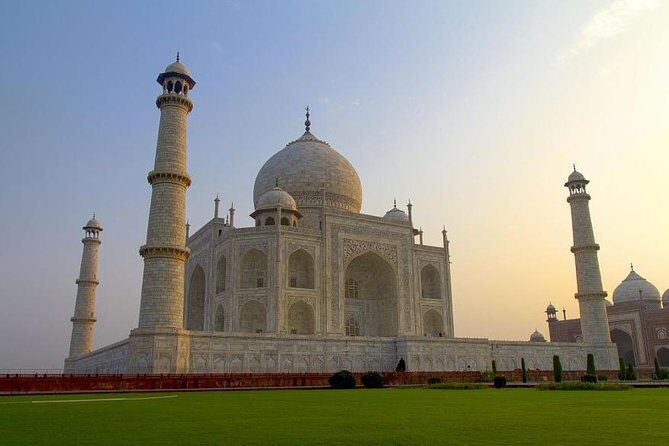 Skip the Line: Half Day Sunrise Tour of Taj Mahal by TUK TUK - Tuk tuk transport and hotel convenience: why it reduces stress