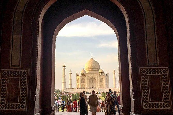 Skip the line "Taj Mahal" & "Agra Fort" Tickets with live Tour Guide. - The Guide and Inclusions That Actually Make the Day Easier