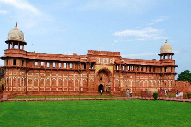 Skip The Line Taj Mahal and Agra fort Tour - Taj Mahal without the drag of waiting