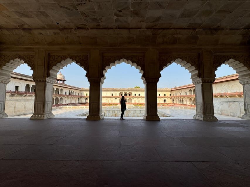 skip the line taj mahal tour with private tour guide - The 3-hour flow: from hotel pickup to timely Taj Mahal time