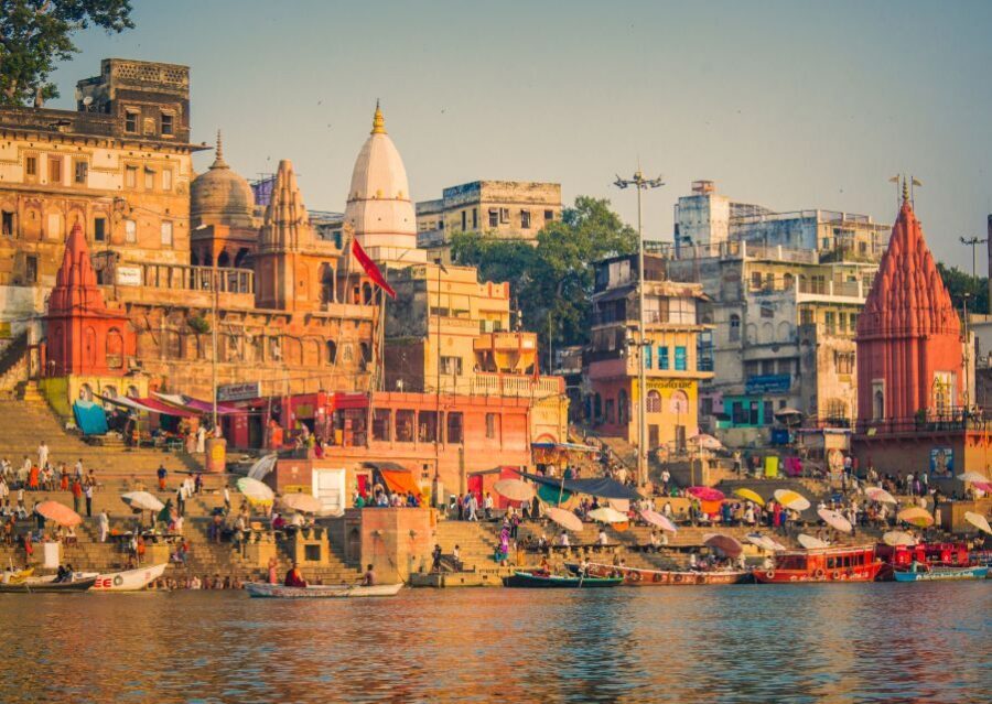 Spiritual Tour in Varanasi with a local- 2 Hours Tour - Vishwanath Temple: meaning, symbolism, and respectful closeness