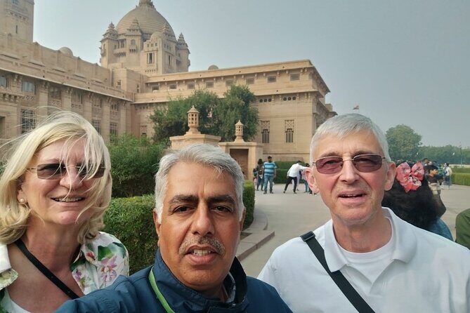 Splendor Tour of Jodhpur - Mehrangarh Fort at 9:00 AM: the view that pulls you in