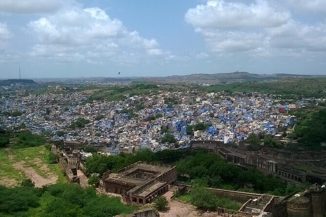 Splendor Tour of Jodhpur - Tips so you enjoy Mehrangarh, marble, and market lanes comfortably