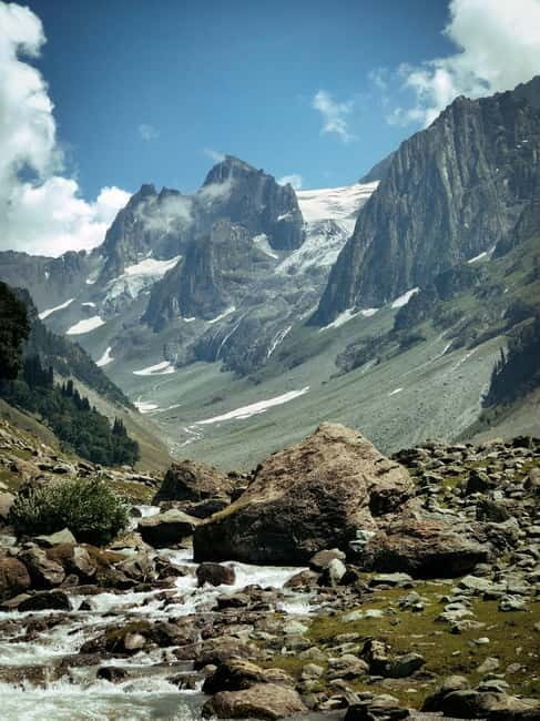 Srinagar: Sonamarg Day Tour - The Golden Meadow Adventure - Sonamarg beyond the glacier: photo stops, guided walking, and the Silk Road lens