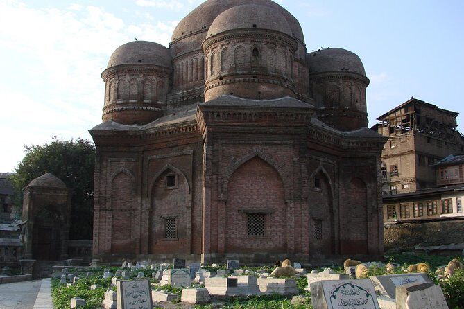 Srinagar Splendors: A Private City Tour - Shankaracharya Temple on the hill: views and a good pause