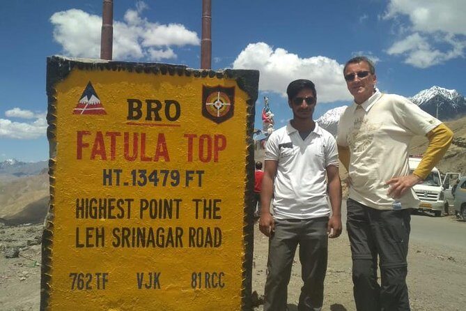 Srinagar To Leh, Ladakh Taxi (One way Transfer) - Day 1: SXR arrival to Kargil with Sonamarg, Zojila, and Drass