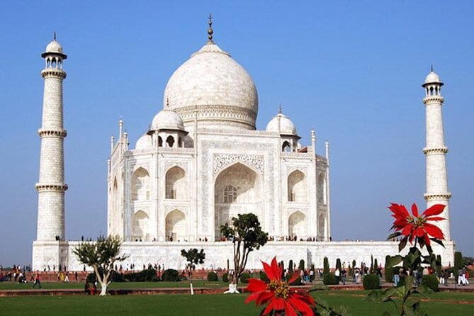 Stepwell & Fatehpur Sikri stops Agra to/from Sawai madhopur city - Group size and comfort: private for you, room for friends