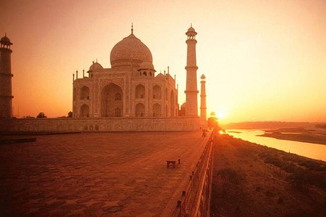 Sunrise Taj Mahal & Agra fort tour with Professional Photographer - Sunrise Taj Mahal timing: why the early start feels worth it