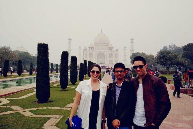 Sunrise Taj Mahal & Agra fort tour with Professional Photographer - Who this tour fits best (and who might feel cramped)