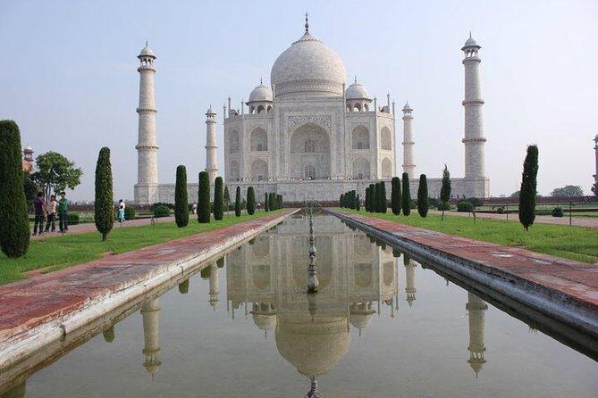 Sunrise Taj Mahal and Agra City Tour - First Stop: Taj Mahal at Sunrise, With a Guide to Make It Click