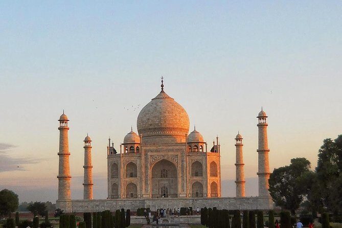 Sunrise Taj Mahal Day Trip from Delhi with Guide & Transfers - Entering the Taj Mahal at sunrise: what you’ll actually see