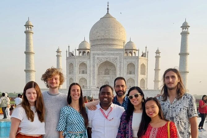 Sunrise tour of Taj Mahal with Guide - The sunrise experience itself: what happens on the ground