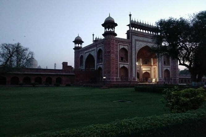 Sunrise tour of Taj Mahal with Guide - Value check: is $39 per person a good deal?