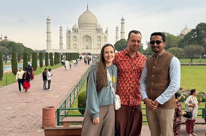 Taj Mahal, Agra fort and Baby Taj Day Tour From Delhi by Car - Agra Fort: Mughal Power in Short, Focused Time
