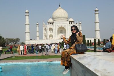Taj Mahal, Agra Fort and Baby Taj Full Day Private Tour by Car - Taj Mahal visit: fast entry and what your guide should help you notice