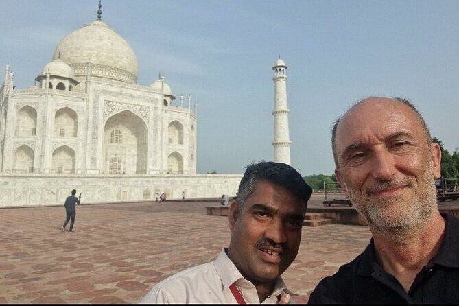 Taj Mahal, Agra Fort & Baby Taj Private City Tour by Car - How this private Agra car tour actually plays out