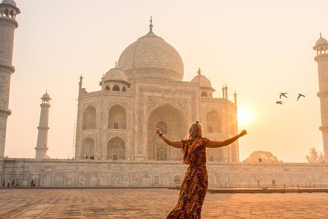 Taj Mahal, Agra Fort & Baby Taj tour from Delhi by Car with Meal - Agra Fort: Akbar’s sandstone, plus a faster, focused visit