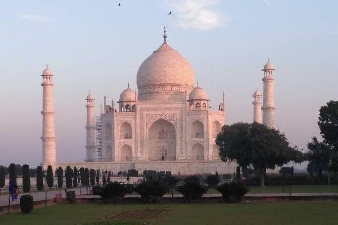 Taj Mahal, Agra Fort, & Fatehpur Sikri Day trip From Delhi by car - How the day starts with 5:30 AM pickup by private AC car