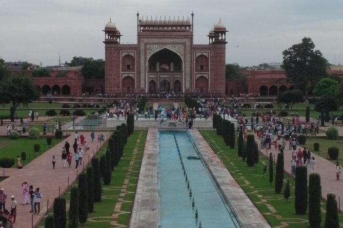 Taj Mahal, Agra Fort, & Fatehpur Sikri Day trip From Delhi by car - Agra Fort after lunch: palaces, Mughal life, and guided context