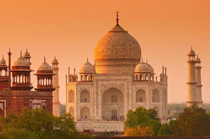 Taj Mahal & Agra Fort Tour from Agra City - Courtyard Agra Break: The 30 Minutes You Should Plan For