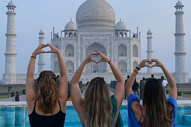 Taj Mahal & Agra Fort Tour with Fatehpur Sikri from Agra - Getting around: private A/C transport and real-world comfort