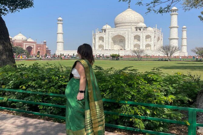 Taj Mahal & Agra Fort Tour with Fatehpur Sikri from Agra - Taj Mahal at sunrise: seeing the marble change color