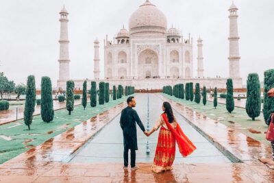 Taj Mahal & Agra Fort Tour with Home Cooked lunch at Locals Home - Who you’ll ride with: the private setup and your guide’s role