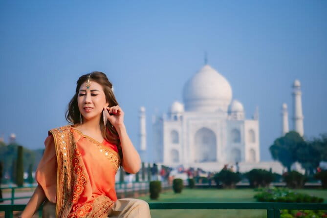 Taj Mahal & Agra Sameday Tour from Delhi by Car with 5 Star Lunch - Agra Fort and what makes it worth your hour