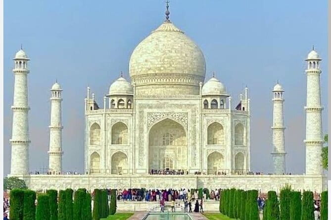 Taj Mahal & Agra Sameday Tour from Delhi by Car with 5 Star Lunch - Lunch at a 5-star restaurant: what changes with the upgrade