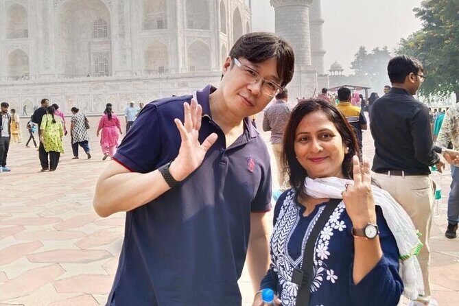 Taj Mahal and Agra fort express visits with tickets assistance - Agra Fort in one hour: palaces, courtyards, and Mughal spaces