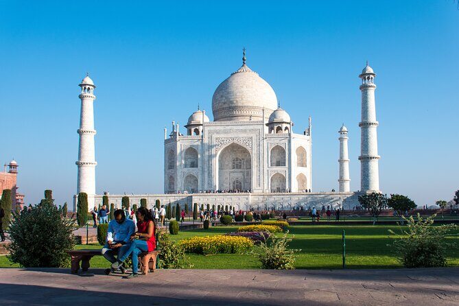 Taj Mahal and Agra Fort Tour From Delhi By Car - Taj Mahal visit: what to expect at the world-famous gates