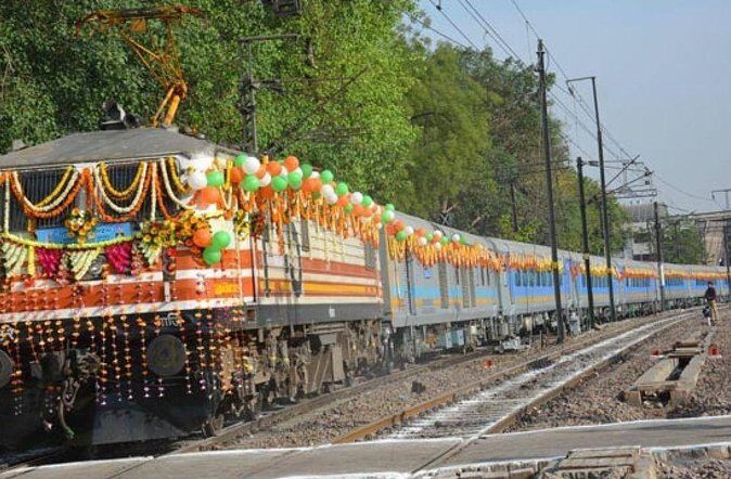 Taj Mahal Day Tour from Delhi by Superfast Train - TOP RATED TOUR - Why a train day trip to Agra beats the traffic headache