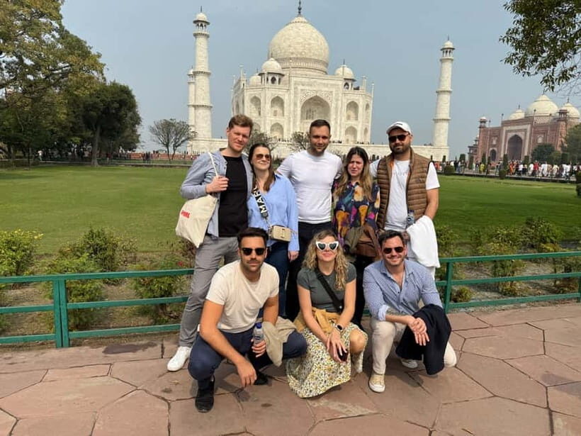 Taj Mahal Day Trip from Delhi by Gatimaan Express Train - Gatimaan Express: The Fast Train That Makes a One-Day Agra Trip Work