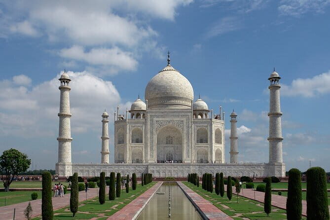 Taj Mahal Day Trip from New Delhi Airport - Key points to know before you go