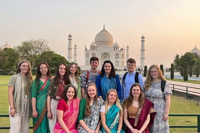 Taj Mahal Entrance Ticket - A 2 to 3 hour Taj Mahal visit that stays focused