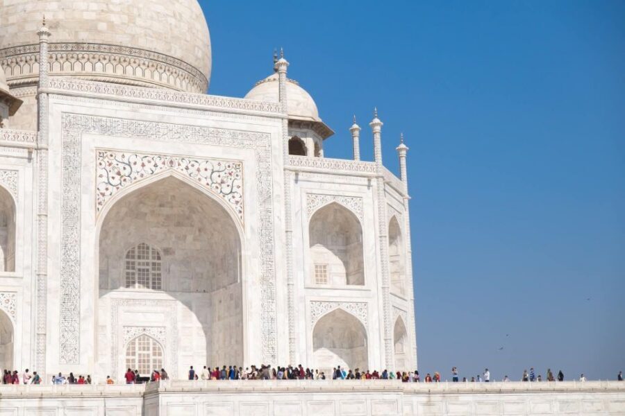 Taj Mahal: Express Entry Ticket For Sunset Tour with guide - Practical details that matter (Friday closure and ticket options)