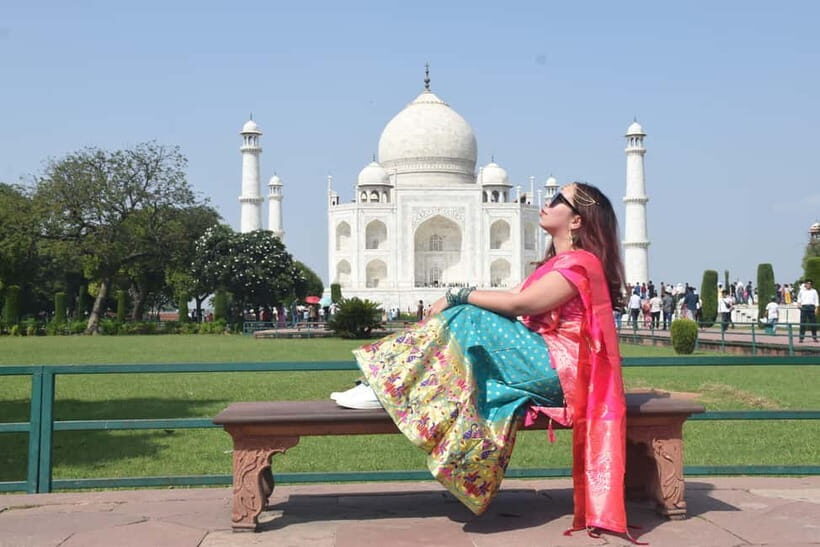 Taj Mahal Express Entry Ticket – Sunrise & Daytime Options - How the meeting works near the Taj
