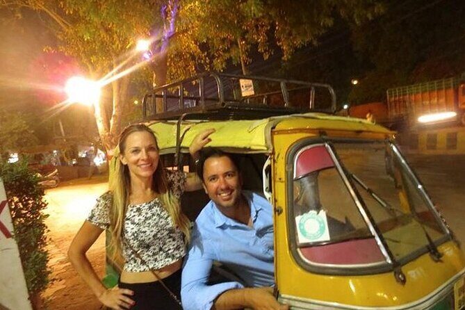 Taj Mahal Half Day Tour by Tuk Tuk - Pickup, timing, and a simple private-group setup