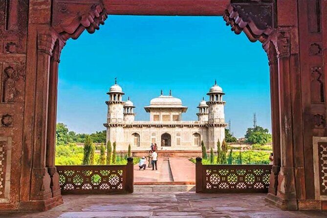 Taj Mahal Half Day Tour by Tuk Tuk - Guide quality: what you gain beyond seeing monuments
