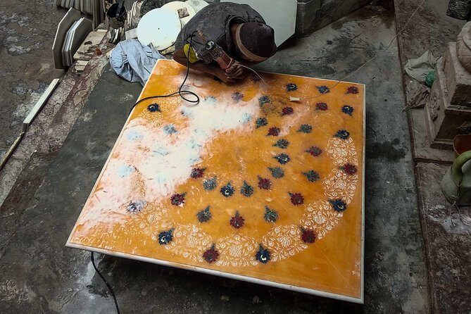 Taj Mahal Handicraft Walk: Explore True India with Artisans - Carpetmaking at Home: How Designs Evolve Between Communities