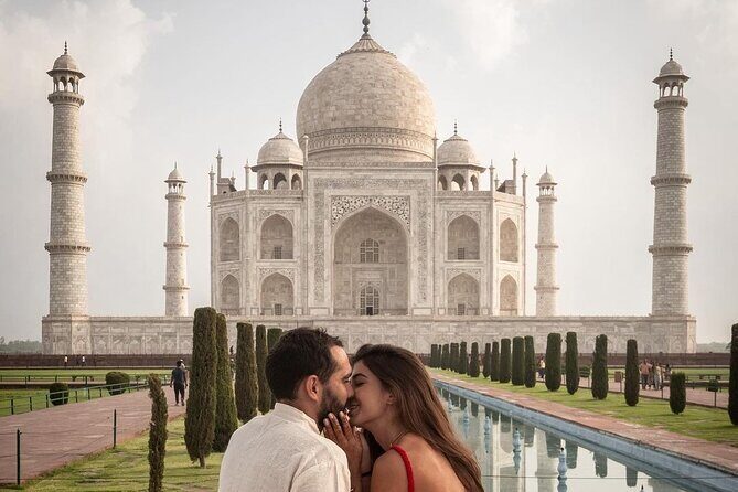 Taj Mahal Same Day Tour from Delhi by Car - Itmad-ud-Daulah: the pietra dura preview of the Taj